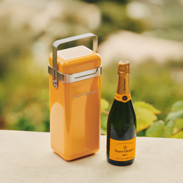 Brut Fridge, Champagne, Frankreich - Image 2